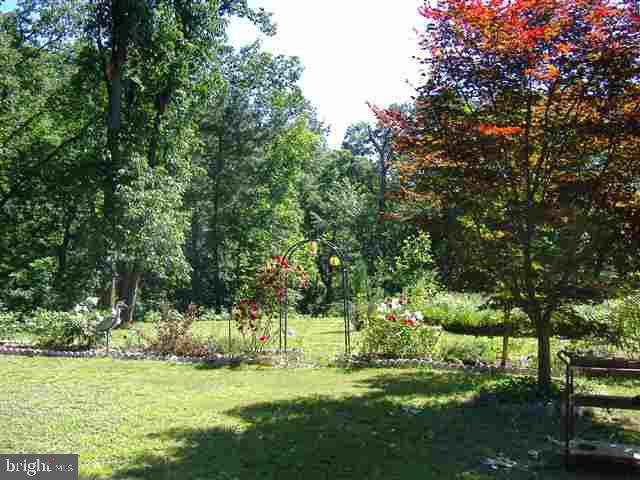 384 Frytown Road Carlisle, PA 17015 - Photo 21 of 25 Gallery Image 21