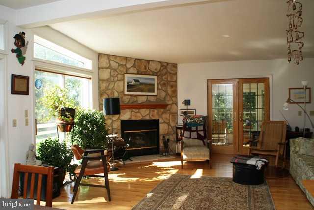 384 Frytown Road Carlisle, PA 17015 - Photo 4 of 25 Gallery Image 4
