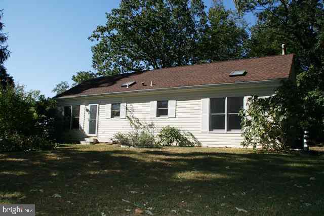 384 Frytown Road Carlisle, PA 17015 - Photo 10 of 25 Gallery Image 10