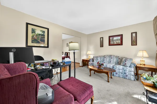 $309,900 | 2704 Brighton Lane, Bloomington, IL 61704