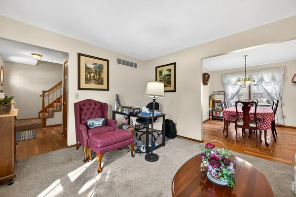 $309,900 | 2704 Brighton Lane, Bloomington, IL 61704