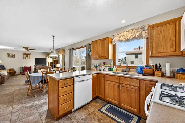 $309,900 | 2704 Brighton Lane, Bloomington, IL 61704