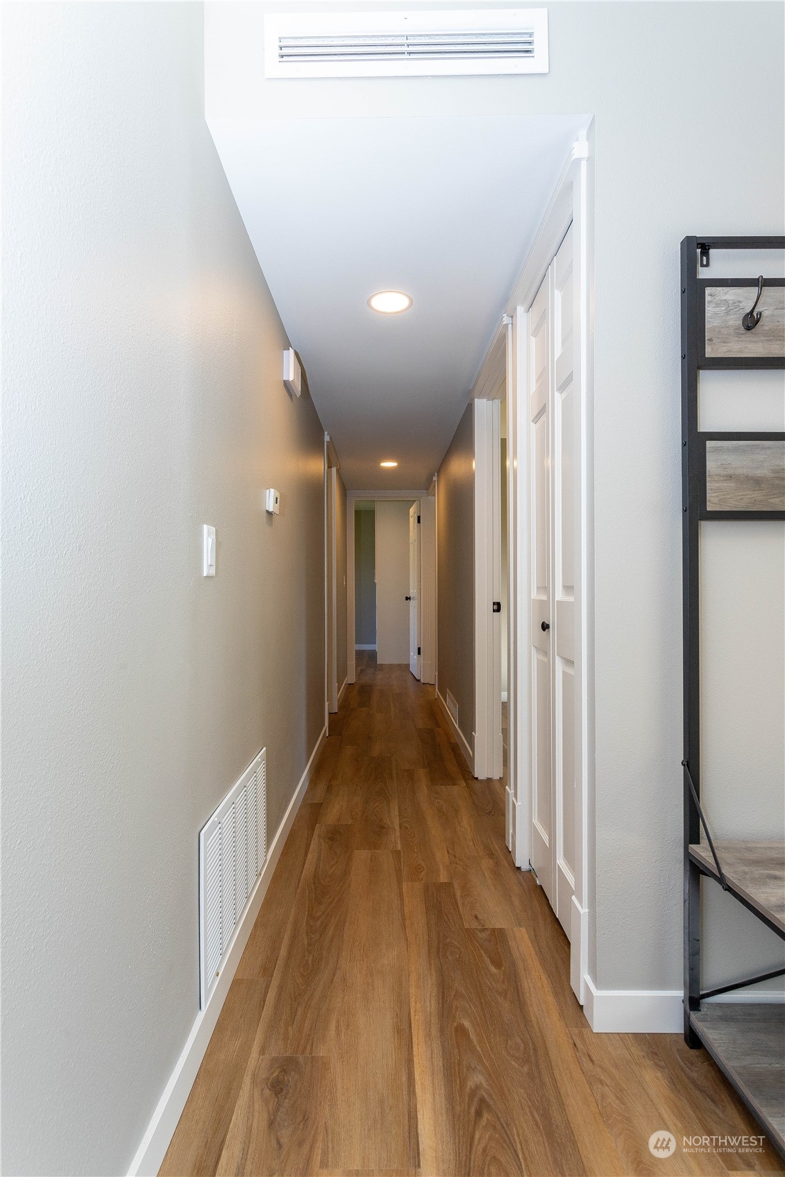14001 145th Avenue Southeast Renton, WA 98059 - Photo 10 of 23 Gallery Image 10