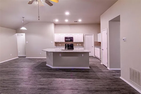 $2,000 | 1306 Vireo Court, Aubrey, TX 76227