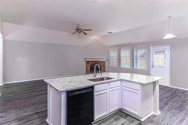 $2,000 | 1306 Vireo Court, Aubrey, TX 76227
