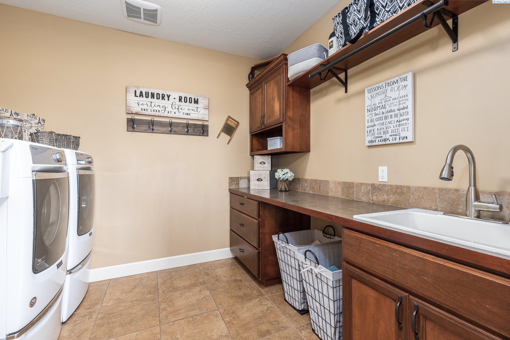 2853 Sunshine Ridge Road Richland, WA 99352 - Photo 12 of 46 Gallery Image 12