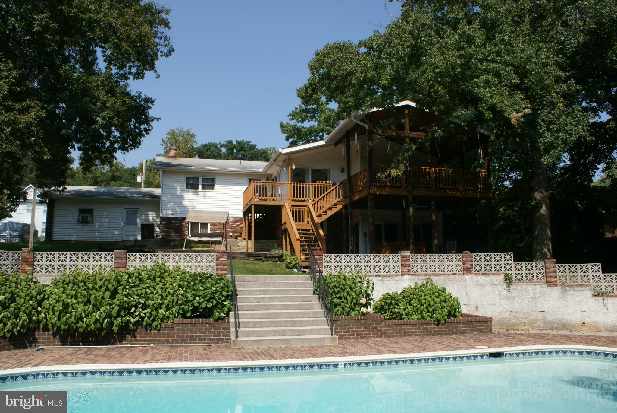 6017 Point Pleasant Road Baltimore, MD 21206 - Photo 22 of 28 Exterior (Rear)
