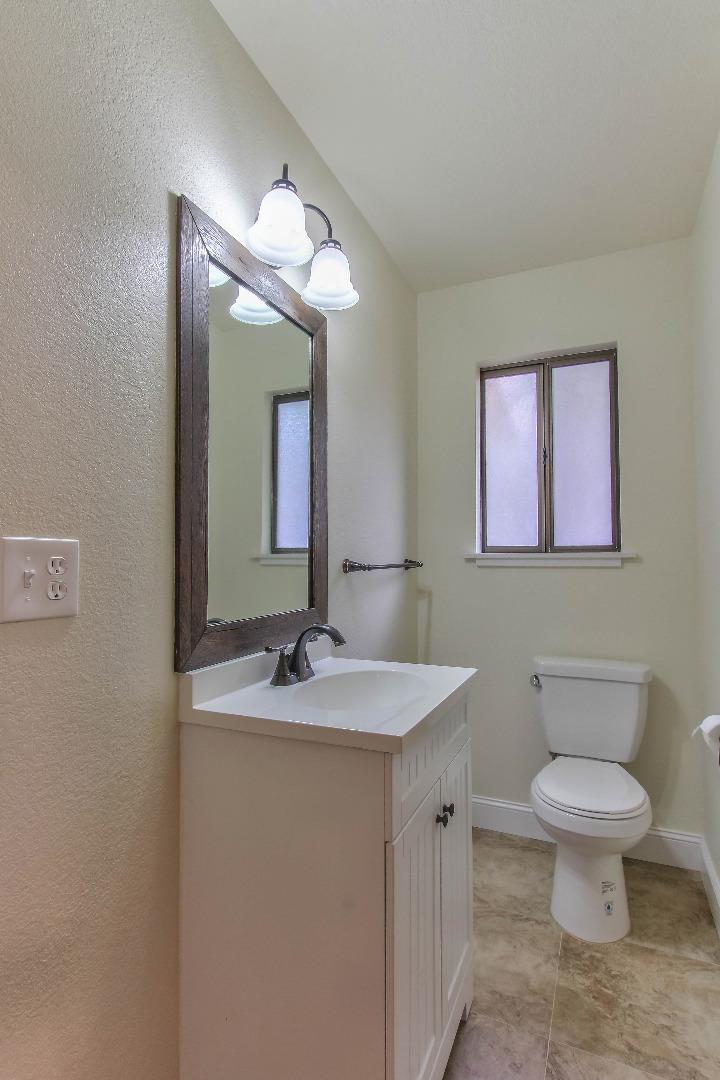 18441 Moro Road Salinas, CA 93907 - Photo 10 of 15 Gallery Image 10
