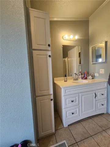 $275,000 | 16600 Downey, Unit 27, Paramount, CA 90723