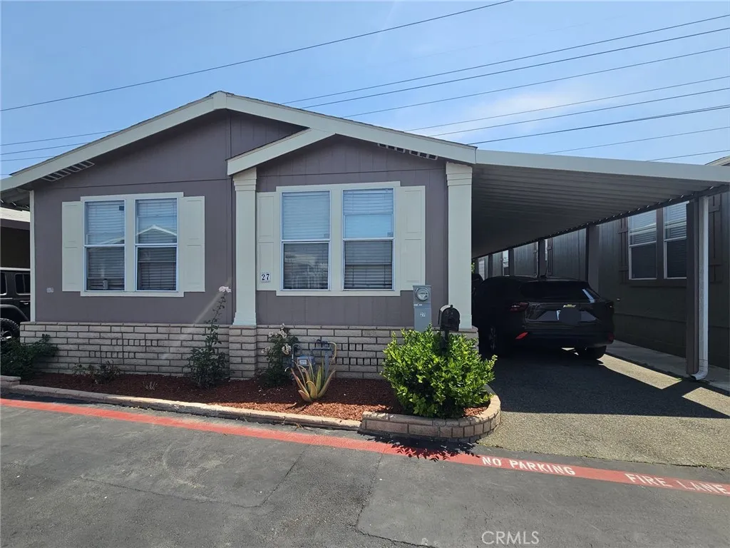 16600 Downey, Unit 27 Paramount, CA 90723 - Photo 2 of 22