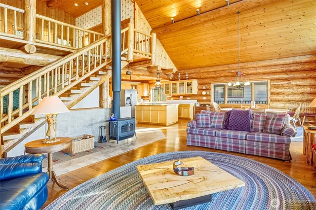 $1,790,000 | 154 Rockaway Beach Lane, Camano Island, WA 98282