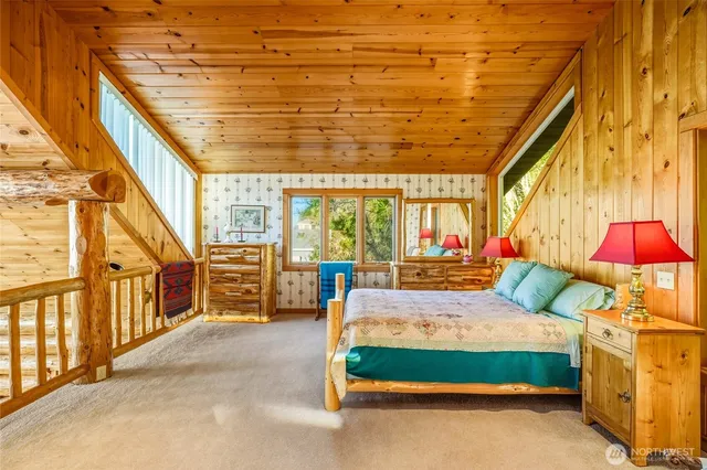 $1,790,000 | 154 Rockaway Beach Lane, Camano Island, WA 98282