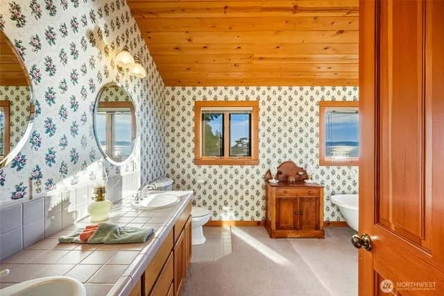 $1,790,000 | 154 Rockaway Beach Lane, Camano Island, WA 98282