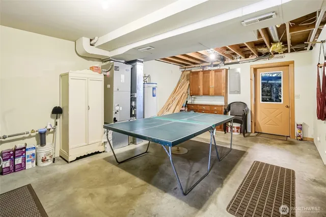 $1,790,000 | 154 Rockaway Beach Lane, Camano Island, WA 98282