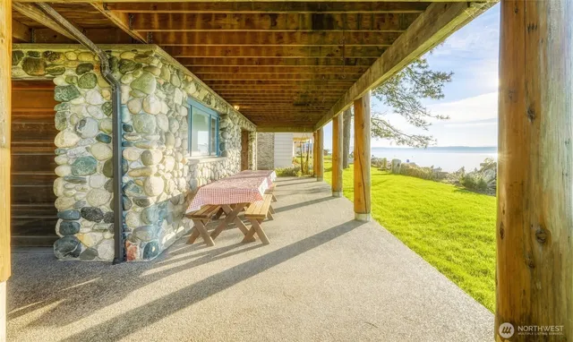 $1,790,000 | 154 Rockaway Beach Lane, Camano Island, WA 98282