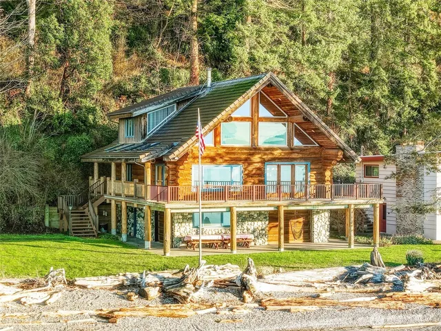 $1,790,000 | 154 Rockaway Beach Lane, Camano Island, WA 98282