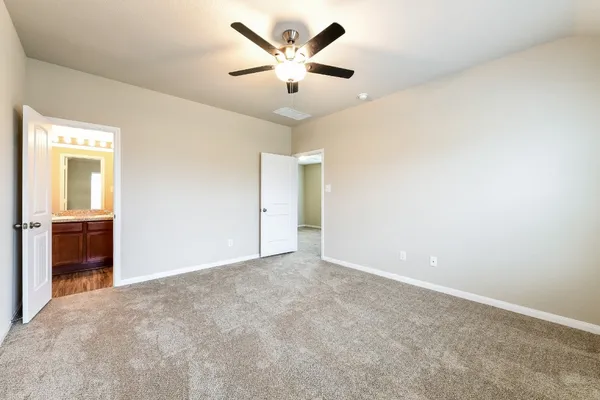 $2,115 | 18606 Cooper Ravine Way, Katy, TX 77449