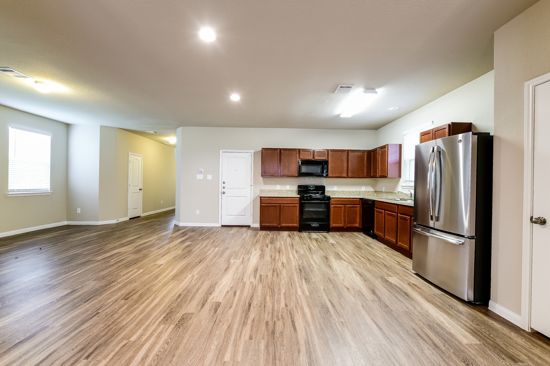 18606 Cooper Ravine Way Katy, TX 77449 - Photo 8 of 17