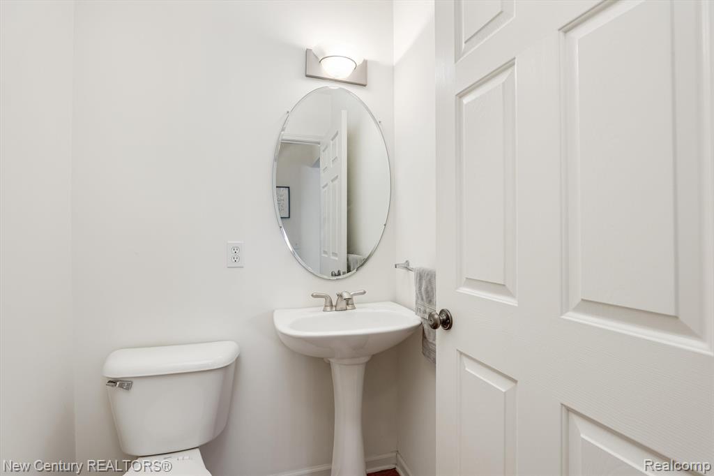 1470 Raliegh Place Troy, MI 48084 - Photo 17 of 30