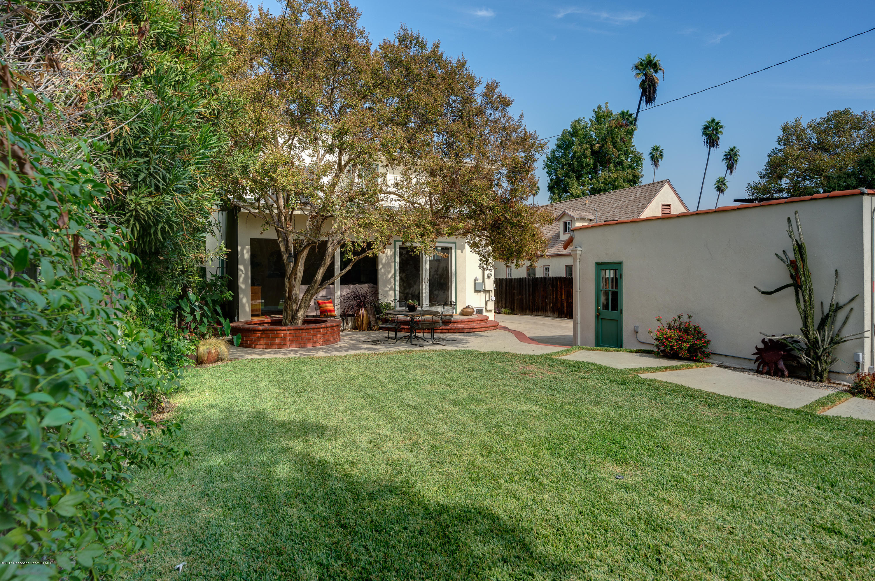 1711 Laurel Street South Pasadena, CA 91030 - Photo 16 of 19 Backyard