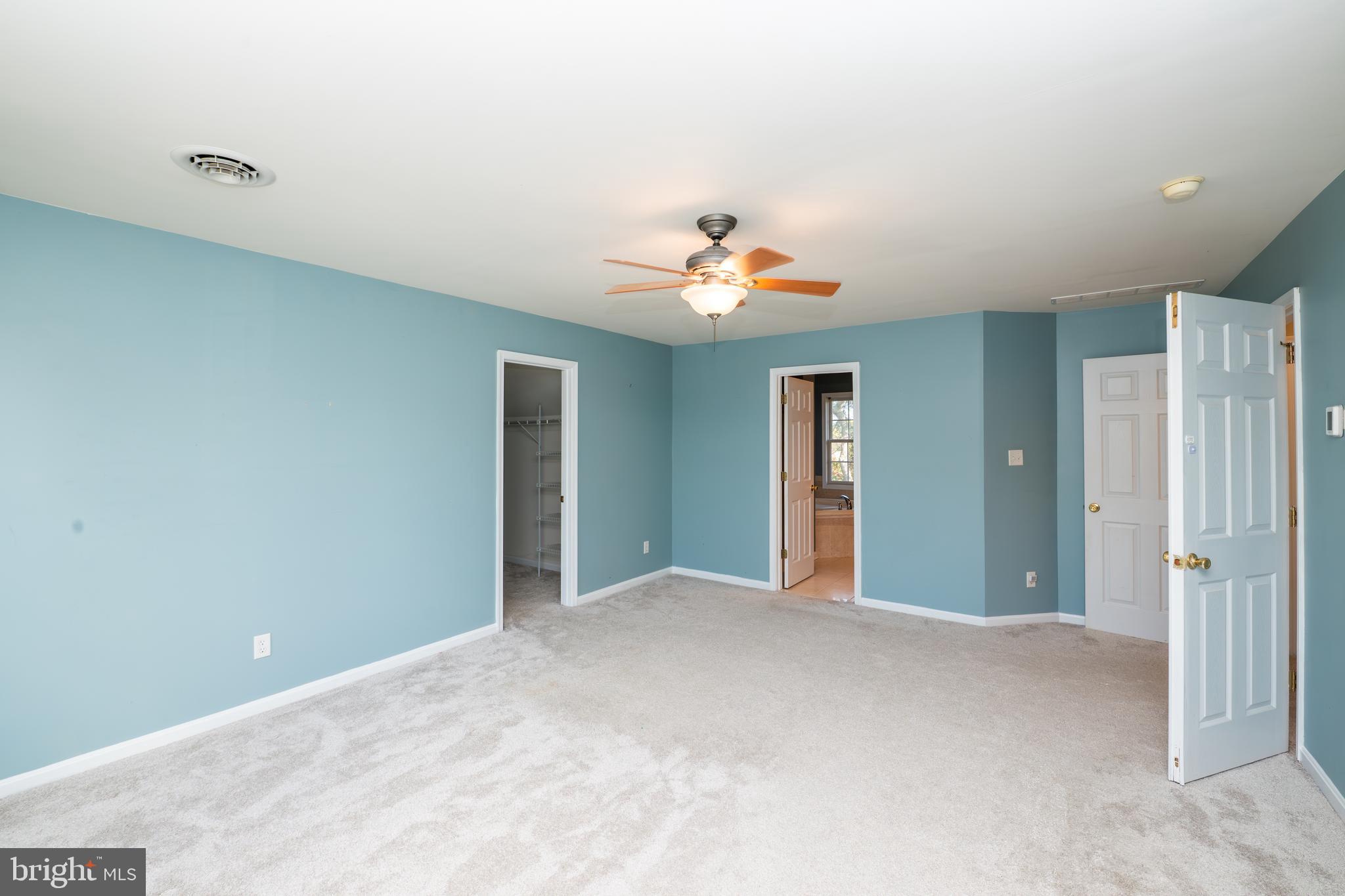 128 Jillian Court Dover, DE 19901 - Photo 34 of 45 a view of a livingroom with a chandelier