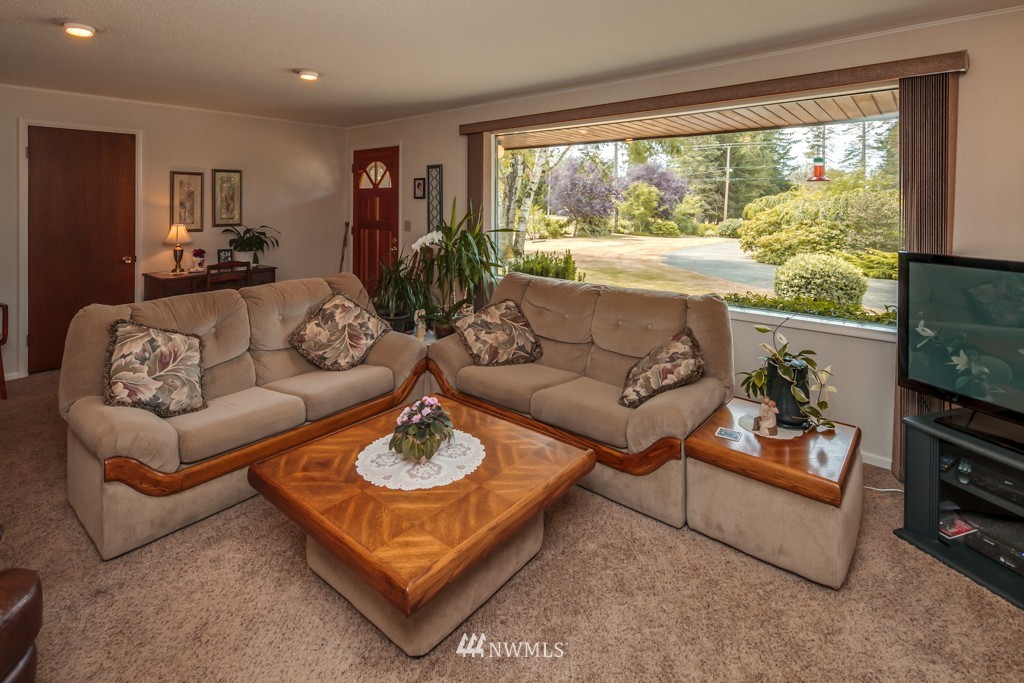 6454 Old Guide Road Lynden, WA 98264 - Photo 3 of 23