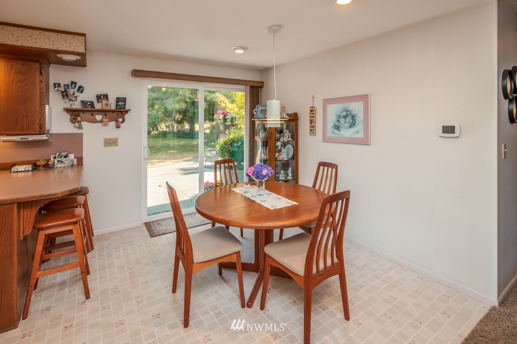 6454 Old Guide Road Lynden, WA 98264 - Photo 4 of 23