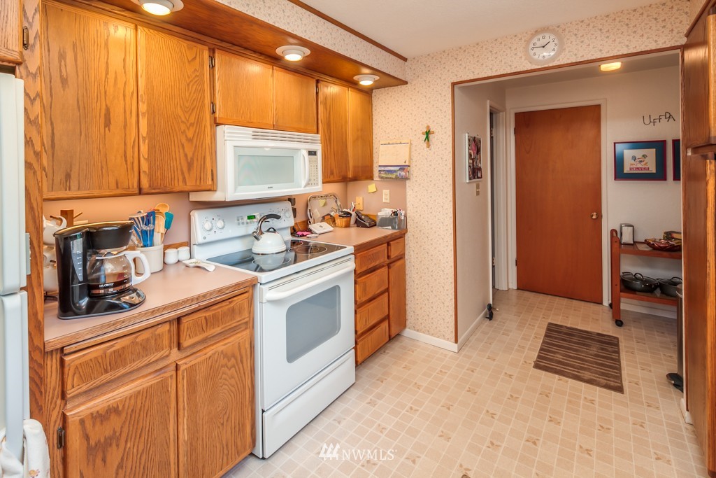 6454 Old Guide Road Lynden, WA 98264 - Photo 6 of 23