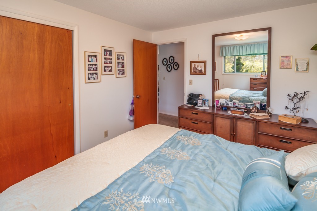 6454 Old Guide Road Lynden, WA 98264 - Photo 9 of 23