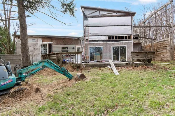 $150,000 | 465 Amsler Ridge Road, Sewickley, PA 15143