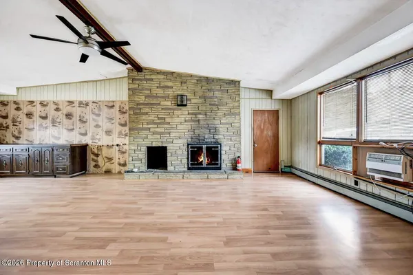 $847,999 | 1560 Reservoir Road, Moscow, PA 18444
