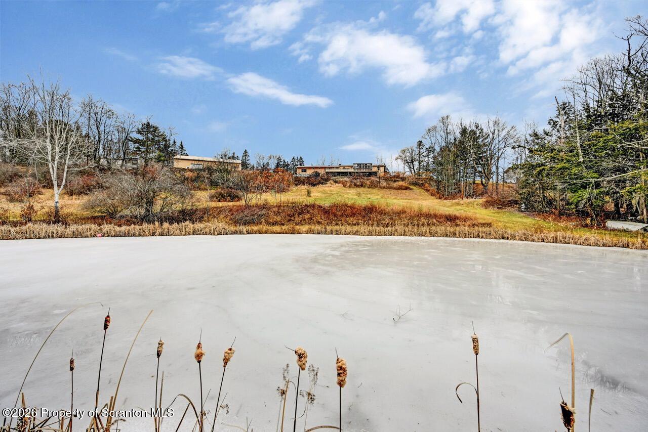 1560 Reservoir Road Moscow, PA 18444 - Photo 4 of 90 1560 Reservoir Rd 02 Large