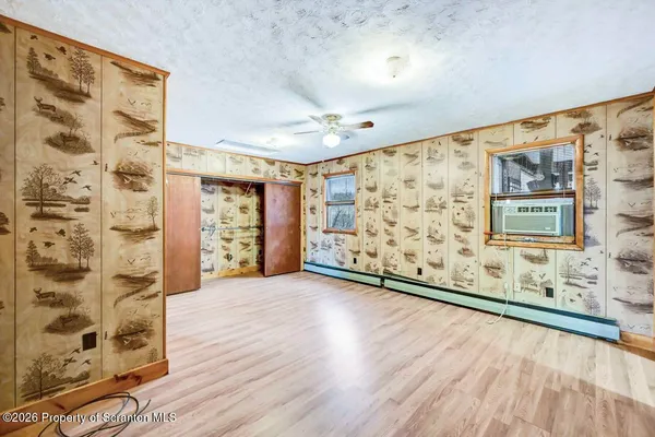 $847,999 | 1560 Reservoir Road, Moscow, PA 18444