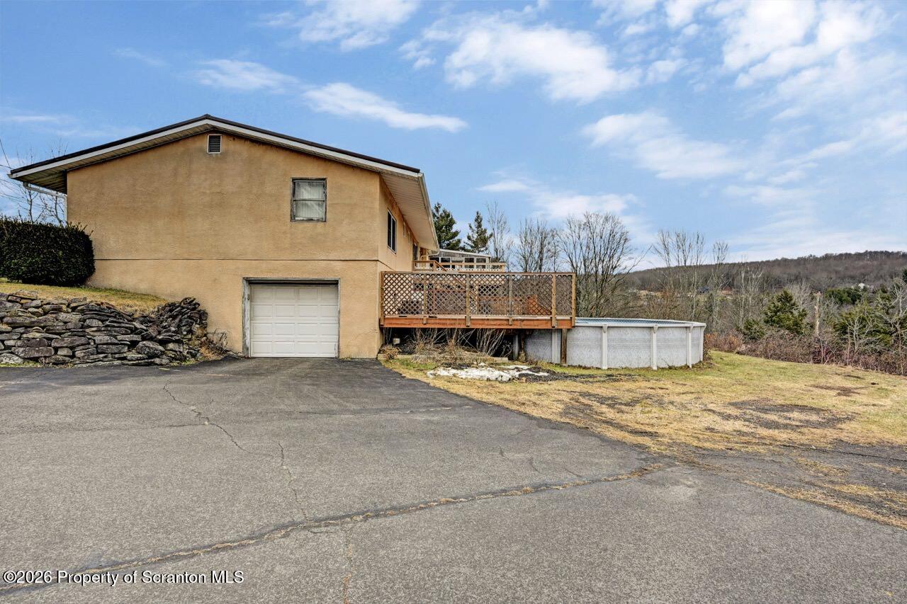 1560 Reservoir Road Moscow, PA 18444 - Photo 7 of 90 1560 Reservoir Rd 05 Large