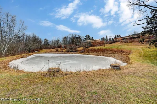 $847,999 | 1560 Reservoir Road, Moscow, PA 18444
