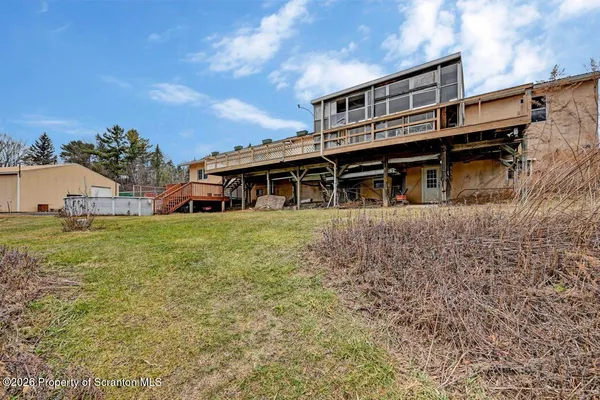 $847,999 | 1560 Reservoir Road, Moscow, PA 18444