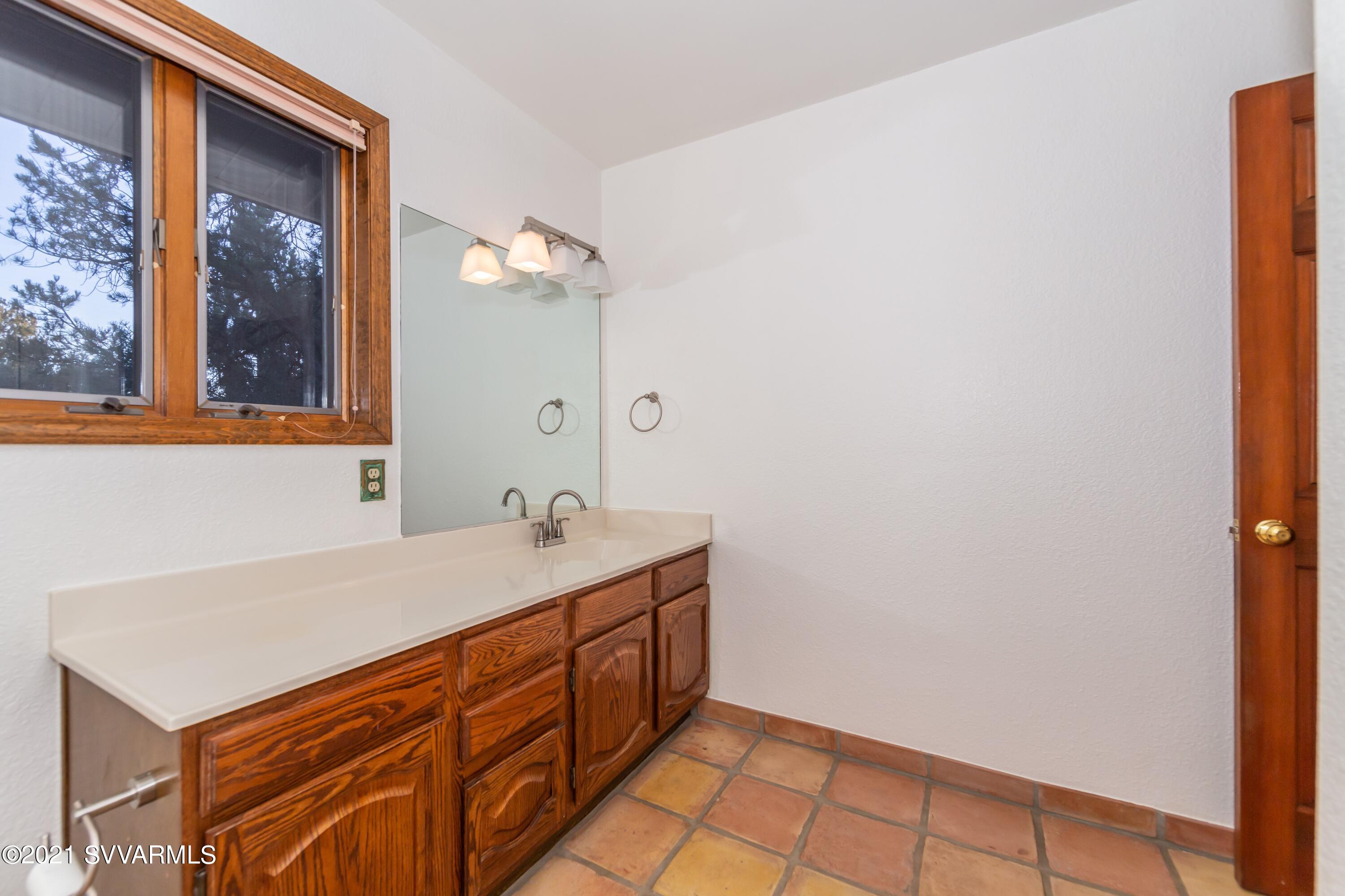 535 Rodeo Road Sedona, AZ 86336 - Photo 15 of 24 018_Bathroom 2