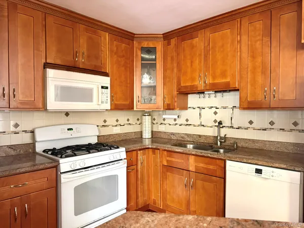 $899,000 | 15 Abington Avenue, Ardsley, NY 10502