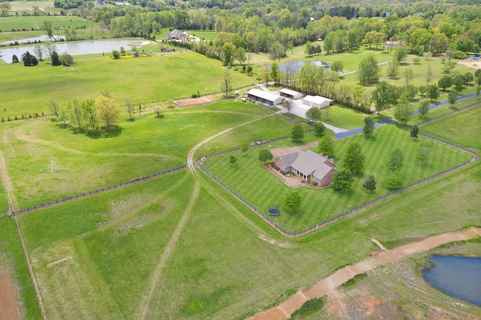 288 Lee Road Cottontown, TN 37048 - Photo 39 of 47 a view of a city