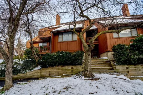 $649,000 | 570 Sanderling Court, Secaucus, NJ 07094