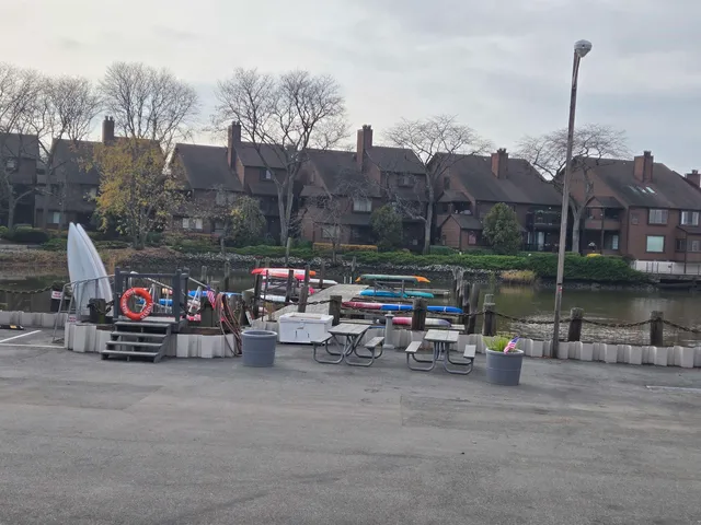 $649,000 | 570 Sanderling Court, Secaucus, NJ 07094