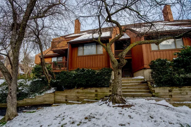 $649,000 | 570 Sanderling Court, Secaucus, NJ 07094