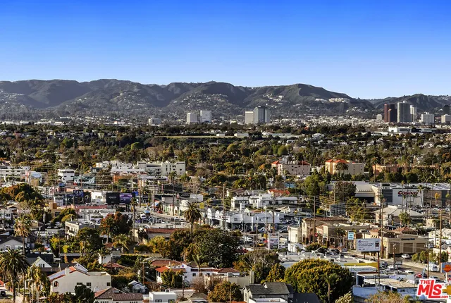 $3,649,000 | 13700 Marina Pointe Drive, Unit 1620, Marina del Rey, CA 90292