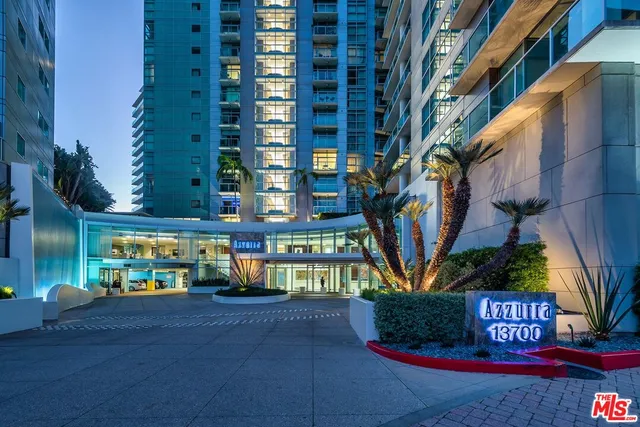 $3,649,000 | 13700 Marina Pointe Drive, Unit 1620, Marina del Rey, CA 90292