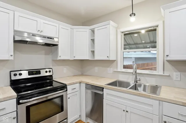 $189,900 | 1121 Alton Street, Beech Grove, IN 46107