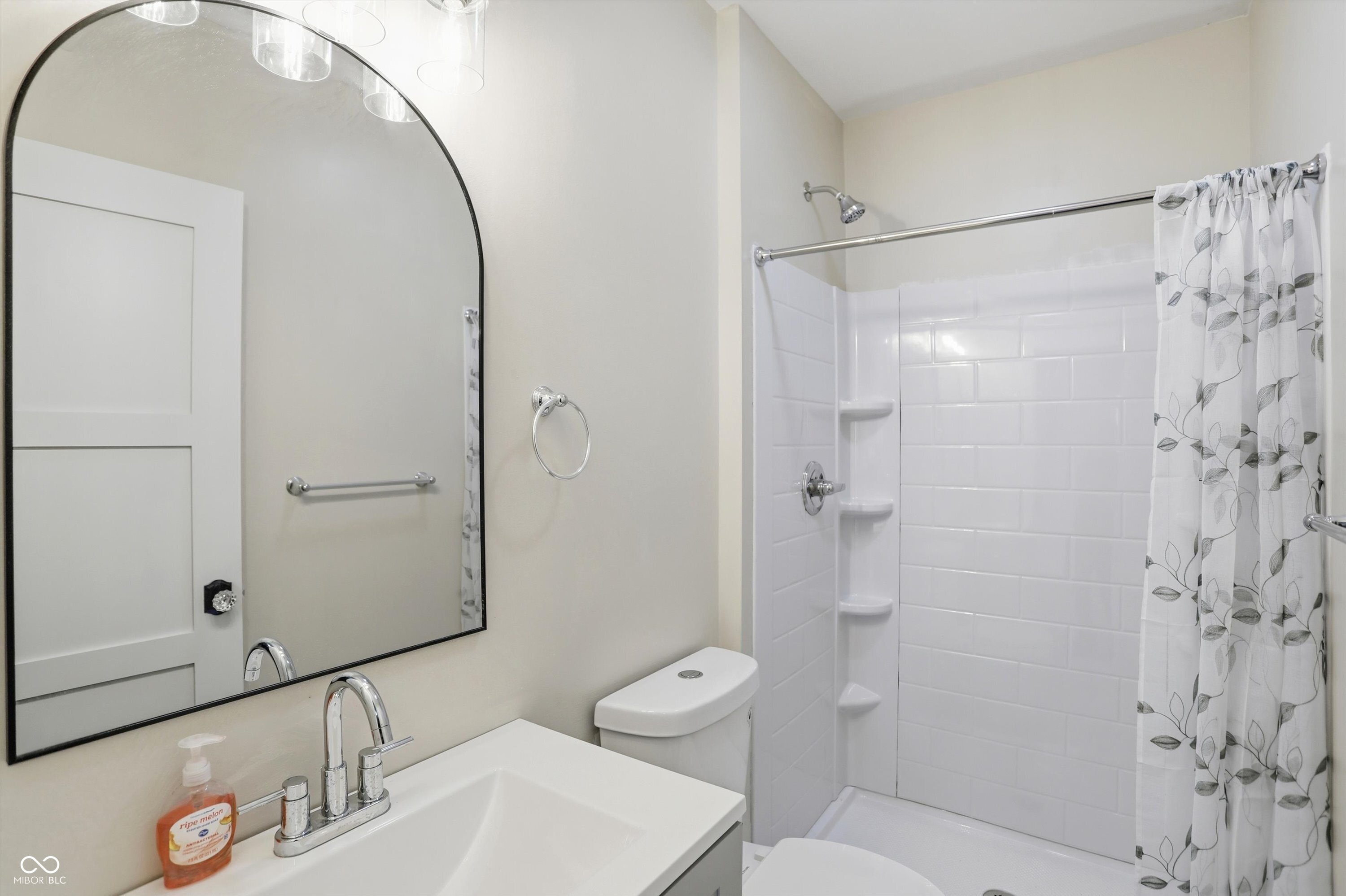 1121 Alton Street Beech Grove, IN 46107 - Photo 24 of 40