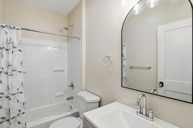 $189,900 | 1121 Alton Street, Beech Grove, IN 46107