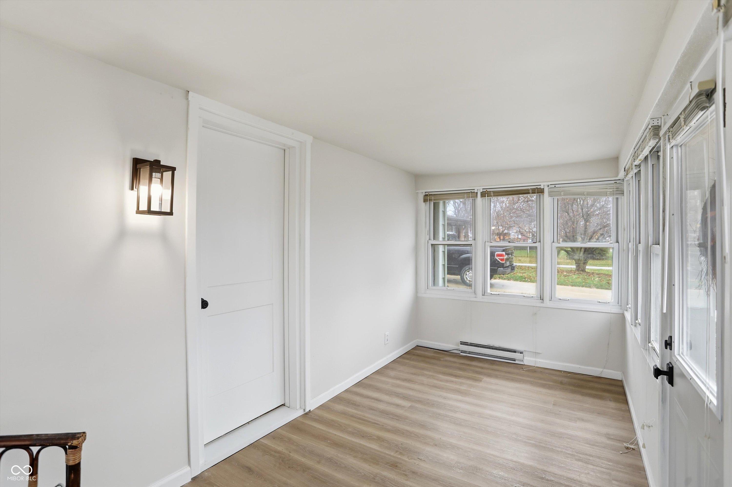 1121 Alton Street Beech Grove, IN 46107 - Photo 6 of 40