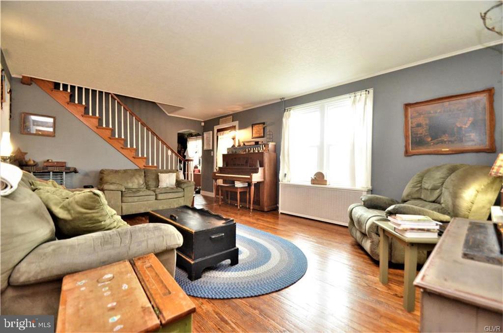 957 Kohler Road Bowers, PA 19539 - Photo 4 of 21 Gallery Image 4
