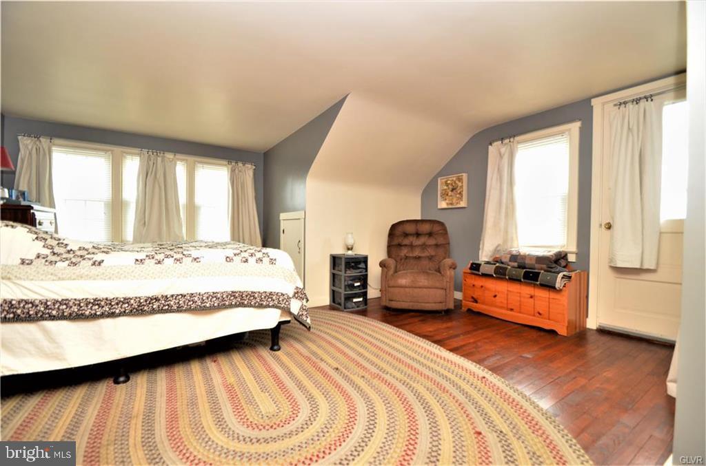 957 Kohler Road Bowers, PA 19539 - Photo 9 of 21 Gallery Image 9